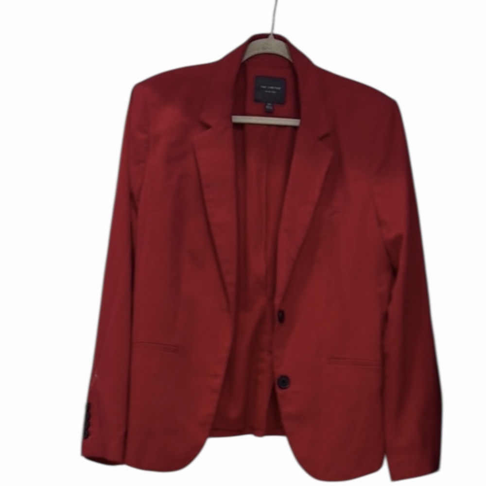 The Limited. Size 14 red blazer Ideal for versatile styling. Modern and elegant.